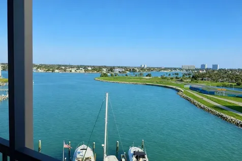10355 Paradise Boulevard Treasure Island FL 33706