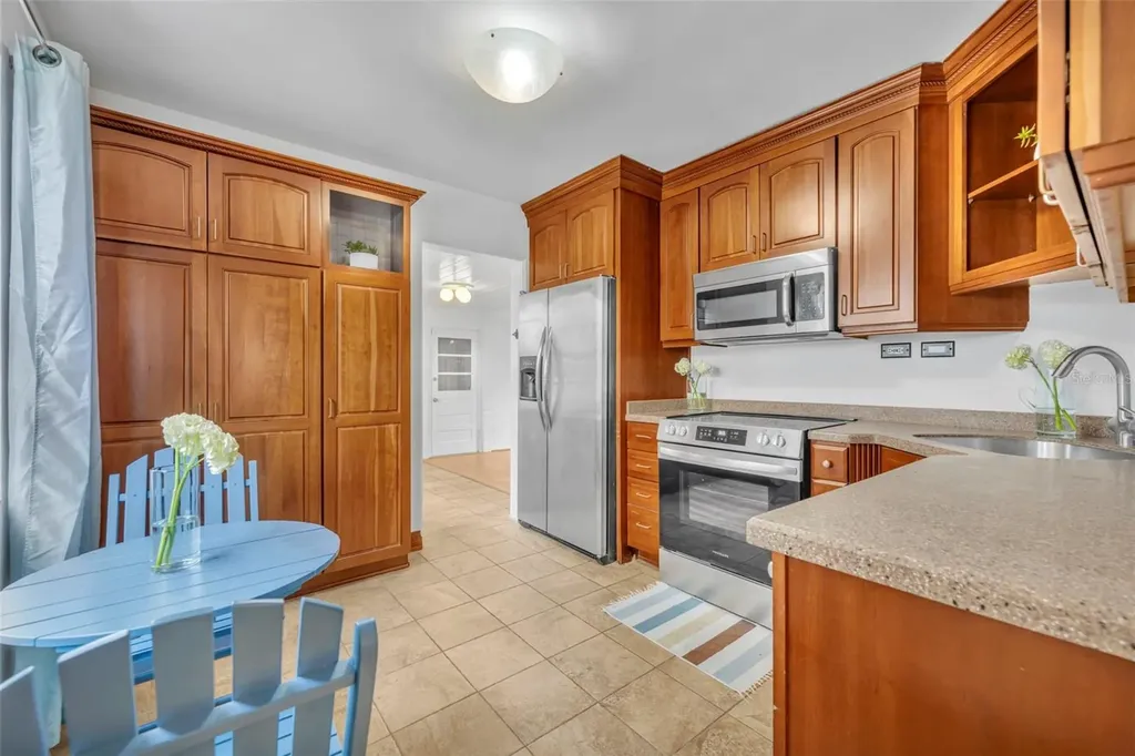 612 E Kaley Street Orlando FL 32806