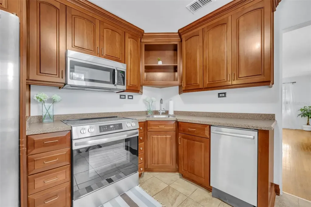612 E Kaley Street Orlando FL 32806