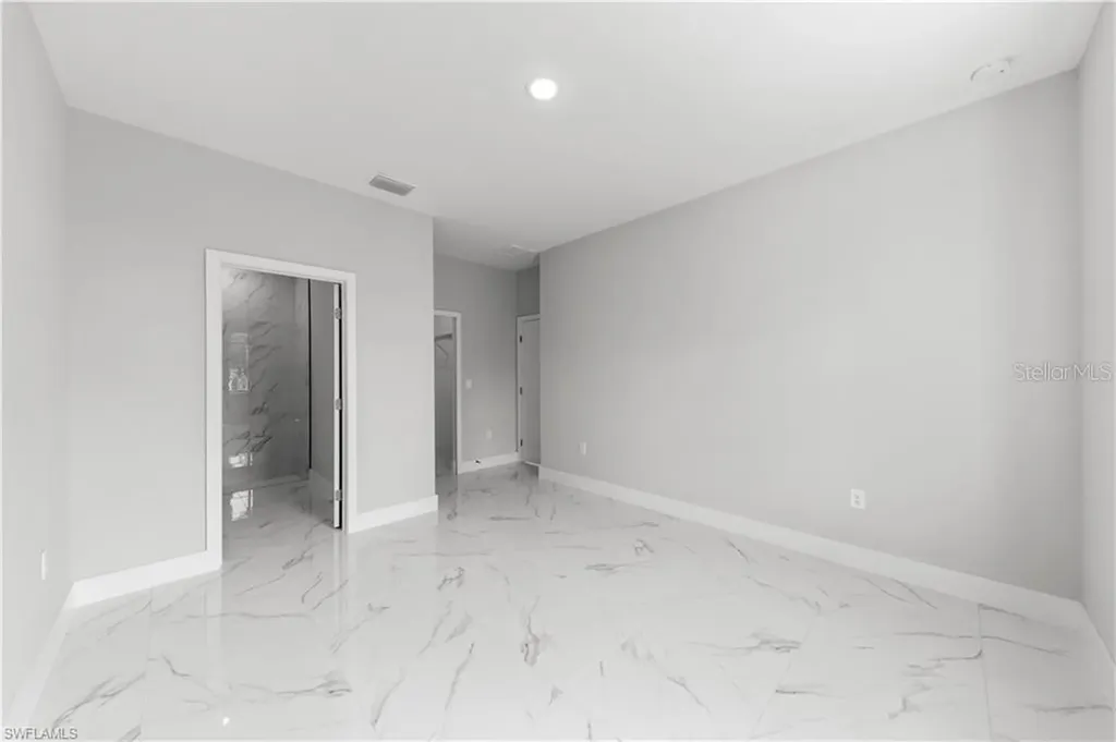967 Edgerton Avenue Lehigh Acres FL 33974