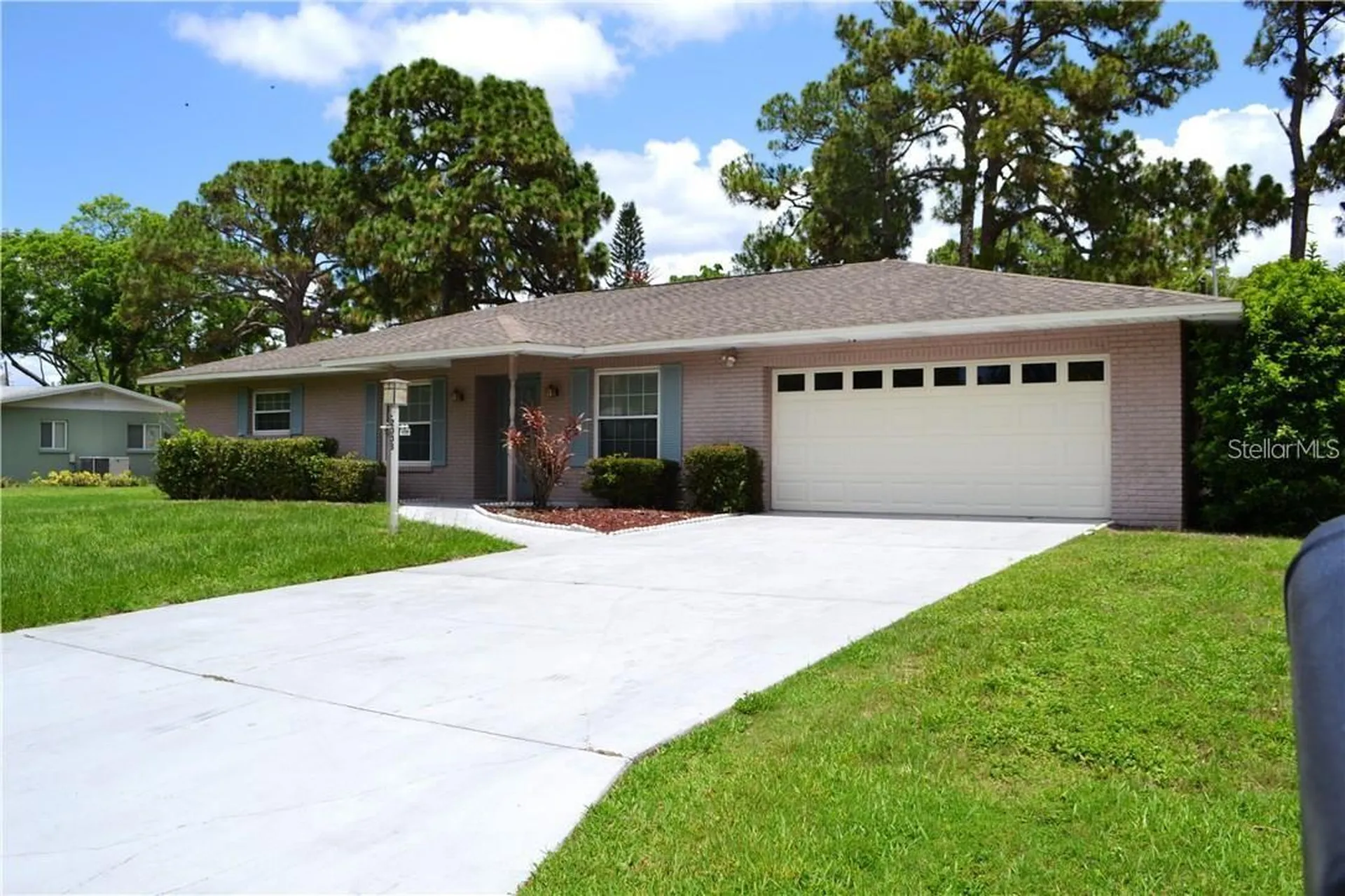2003 48th Street W Bradenton FL 34209