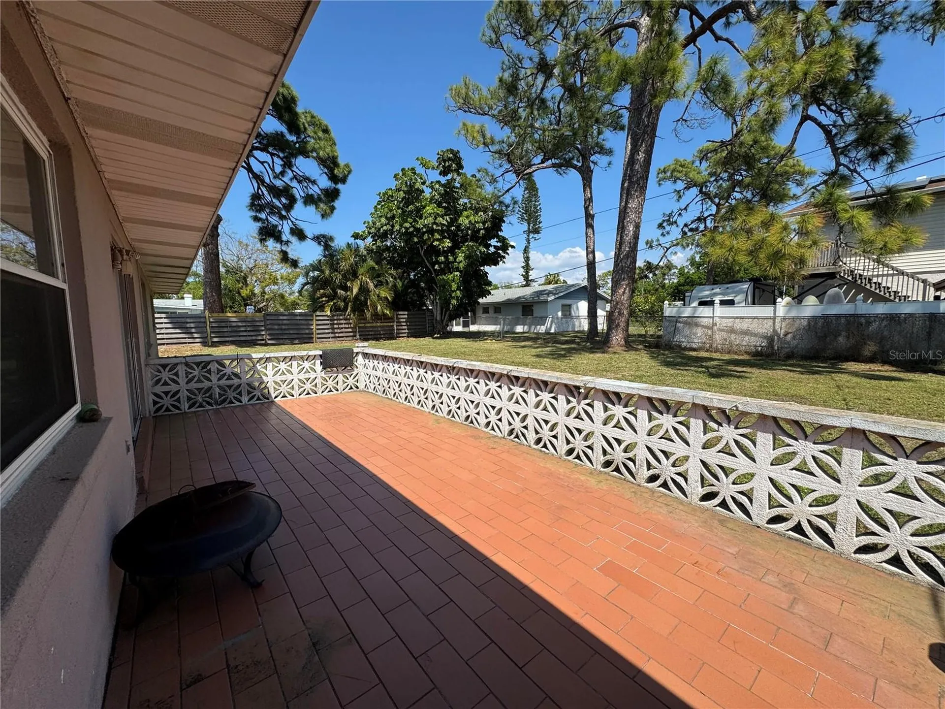 2003 48th Street W Bradenton FL 34209
