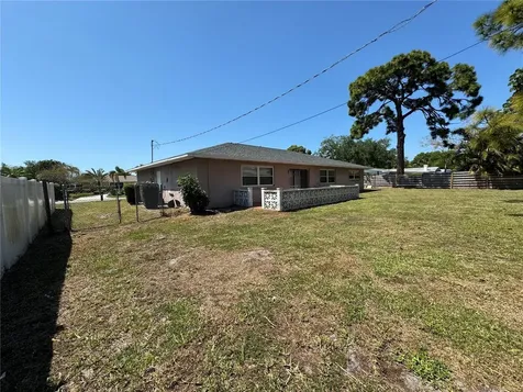 2003 48th Street W Bradenton FL 34209