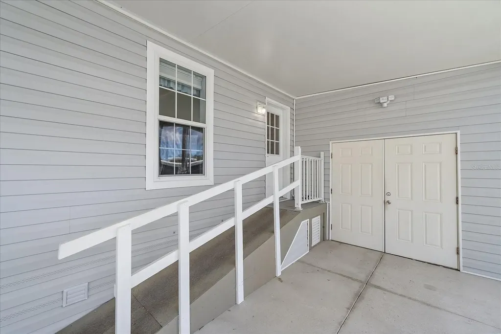 40 Shady Lane Palmetto FL 34221