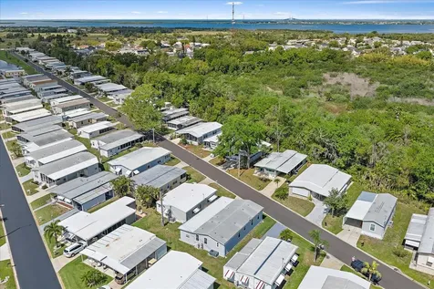 40 Shady Lane Palmetto FL 34221
