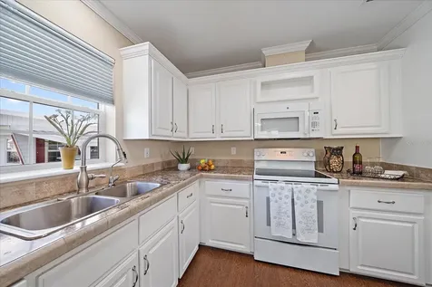40 Shady Lane Palmetto FL 34221