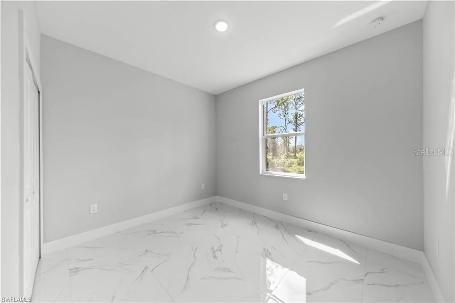 1111 Dutchess Street E Lehigh Acres FL 33974