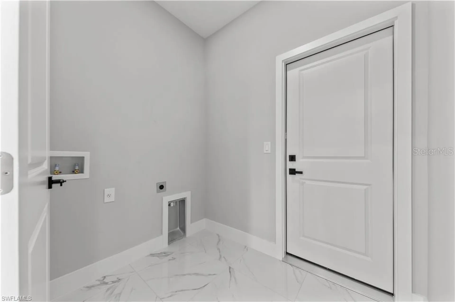 1111 Dutchess Street E Lehigh Acres FL 33974