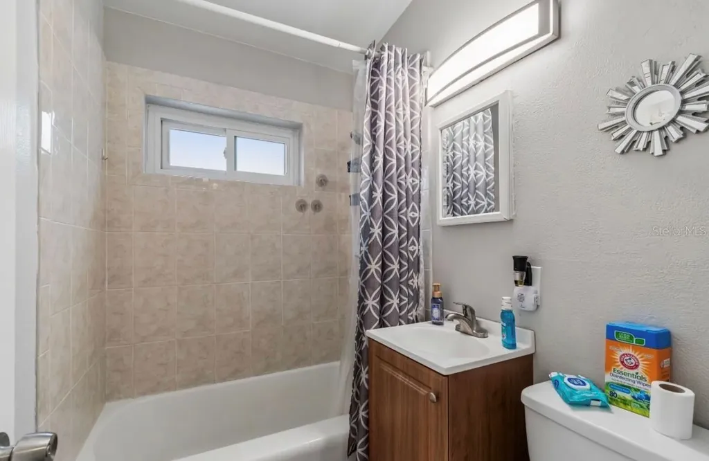 4479 Porpoise Drive SE St Petersburg FL 33705