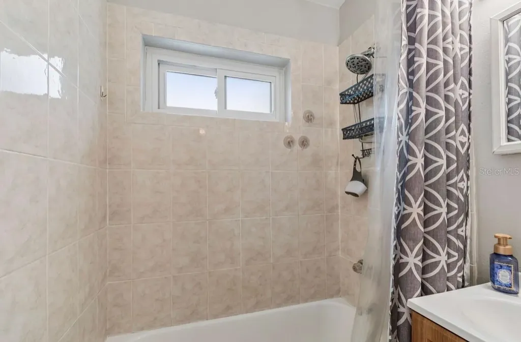 4479 Porpoise Drive SE St Petersburg FL 33705