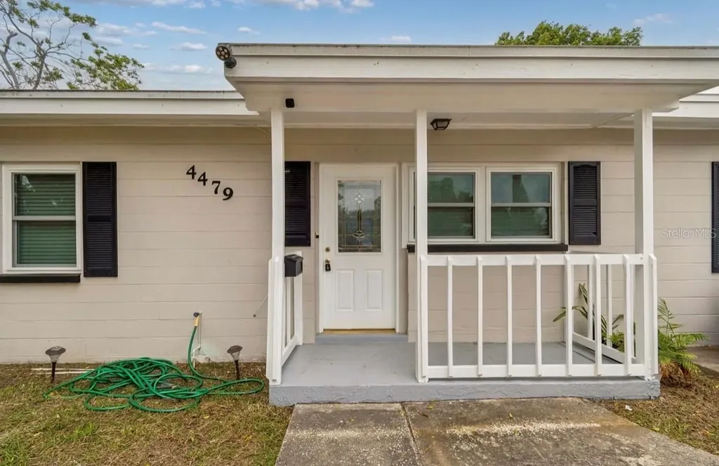 4479 Porpoise Drive SE St Petersburg FL 33705