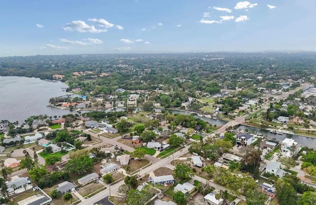 4479 Porpoise Drive SE St Petersburg FL 33705