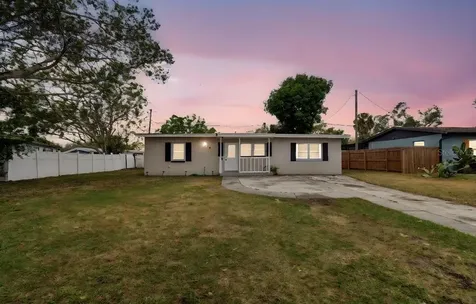 4479 Porpoise Drive SE St Petersburg FL 33705