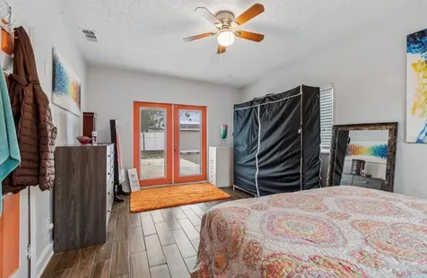 4479 Porpoise Drive SE St Petersburg FL 33705