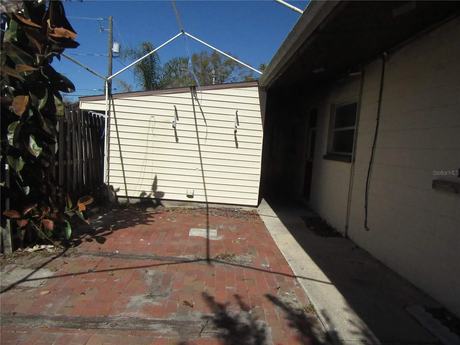 1213 Cuttingin Place Tampa FL 33612