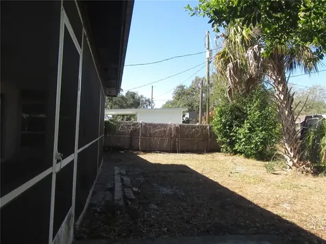 1213 Cuttingin Place Tampa FL 33612