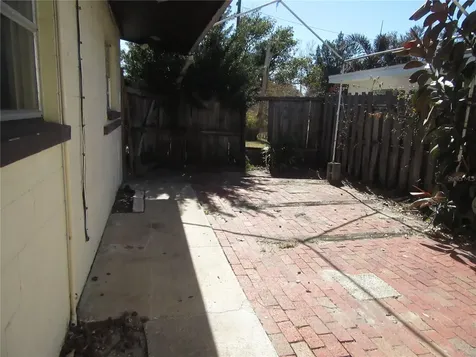 1213 Cuttingin Place Tampa FL 33612