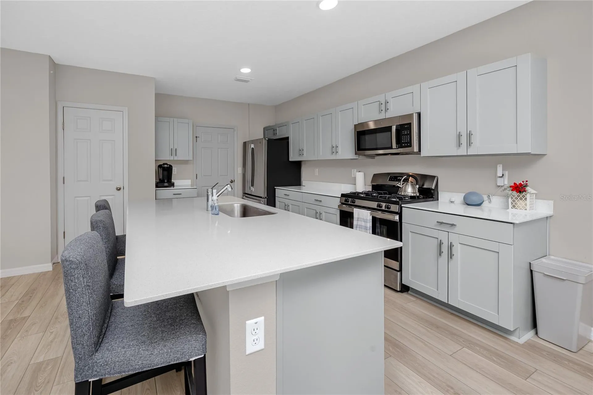 5556 Summer Sunset Drive Apollo Beach FL 33572