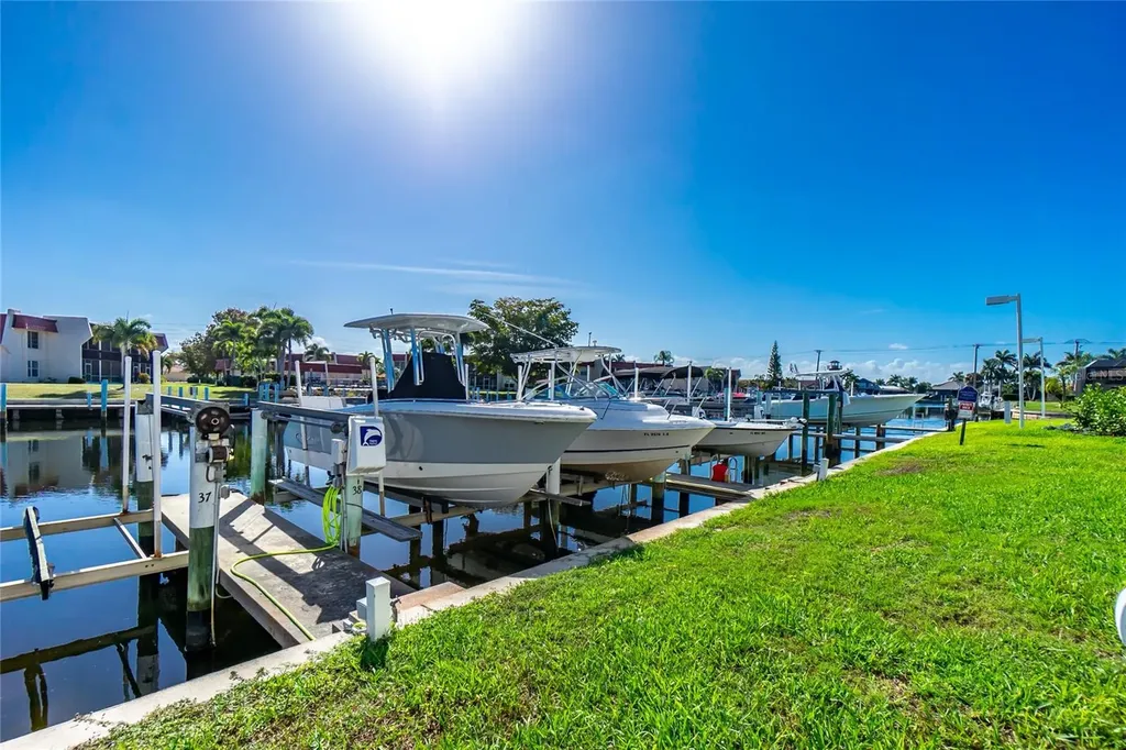 316 Coldeway Drive Punta Gorda FL 33950