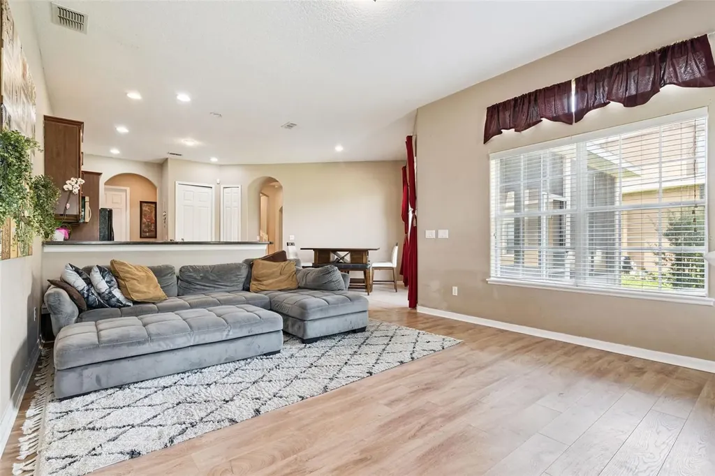 16249 Tudor Grove Drive Orlando FL 32828
