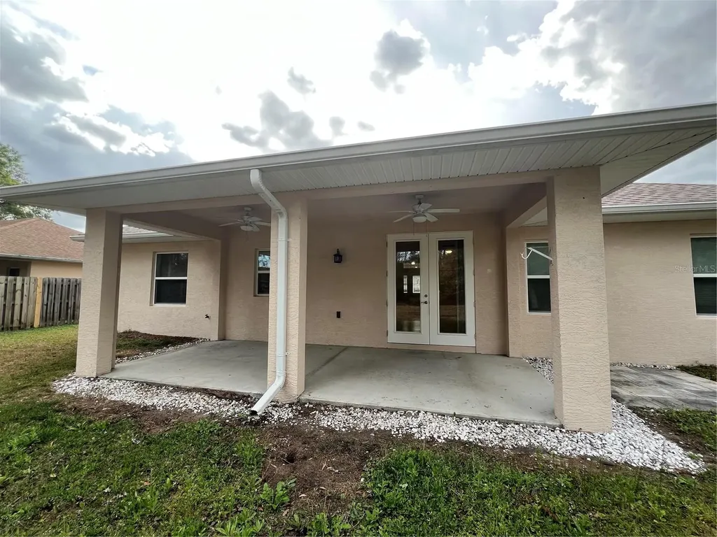 18 Porter Lane Palm Coast FL 32164