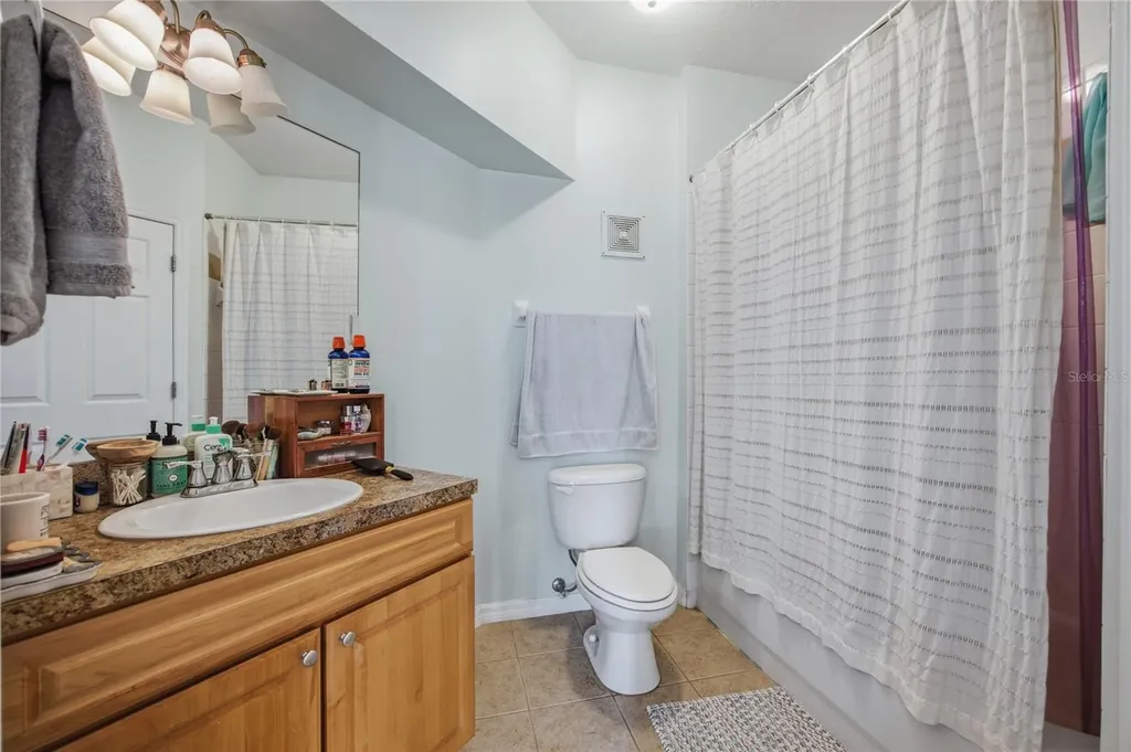 1245 SW 9th Road Gainesville FL 32601