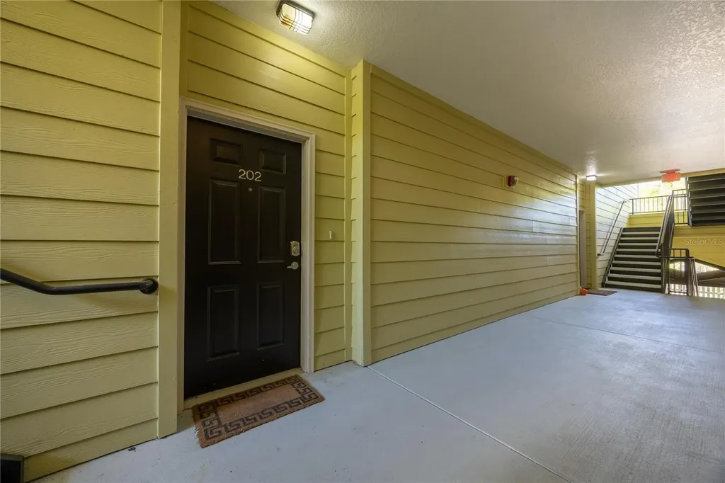 1245 SW 9th Road Gainesville FL 32601