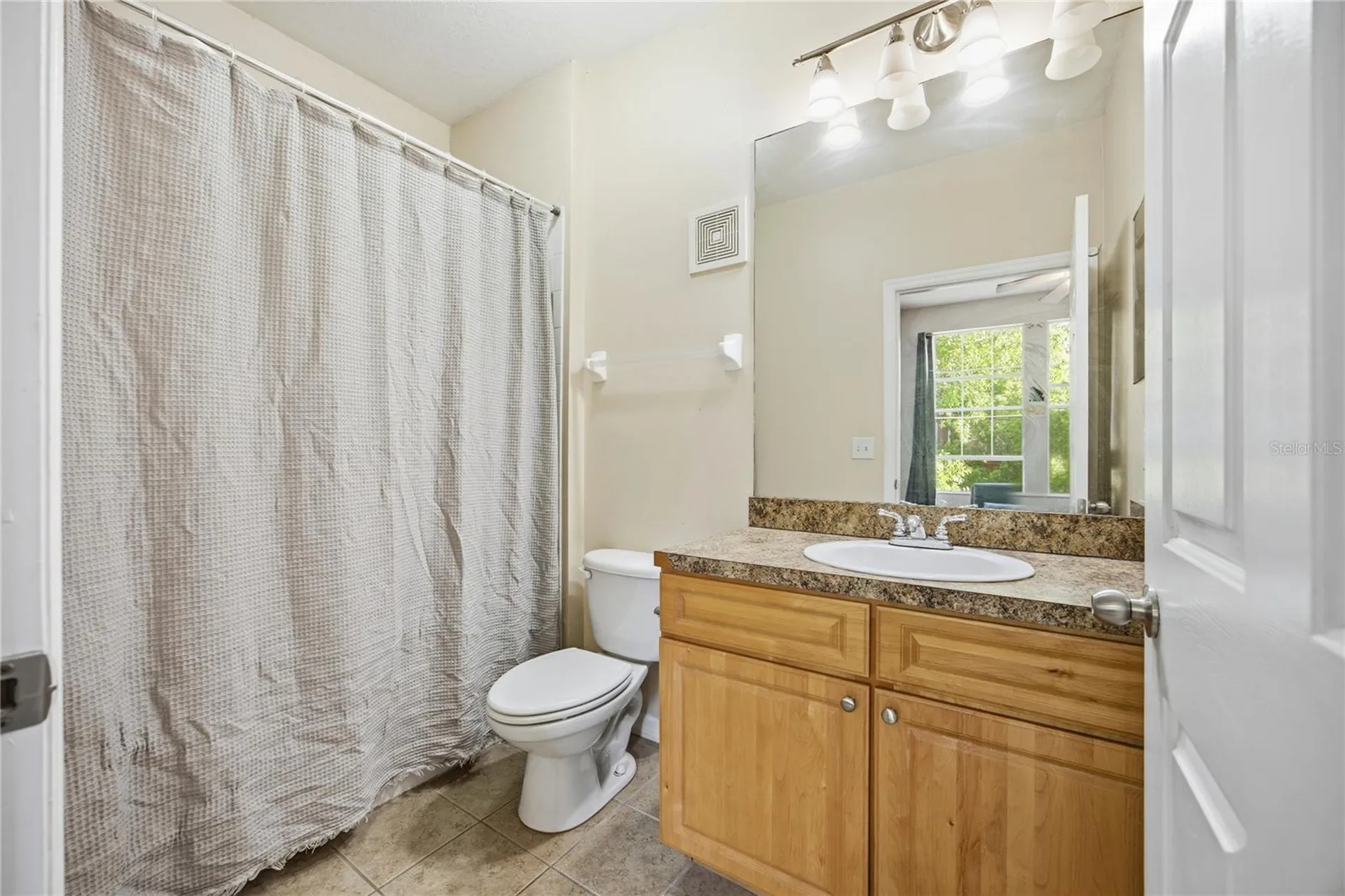 1245 SW 9th Road Gainesville FL 32601