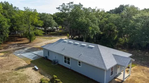 107 Dixie Street Hawthorne FL 32640