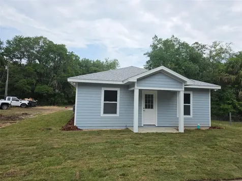 107 Dixie Street Hawthorne FL 32640