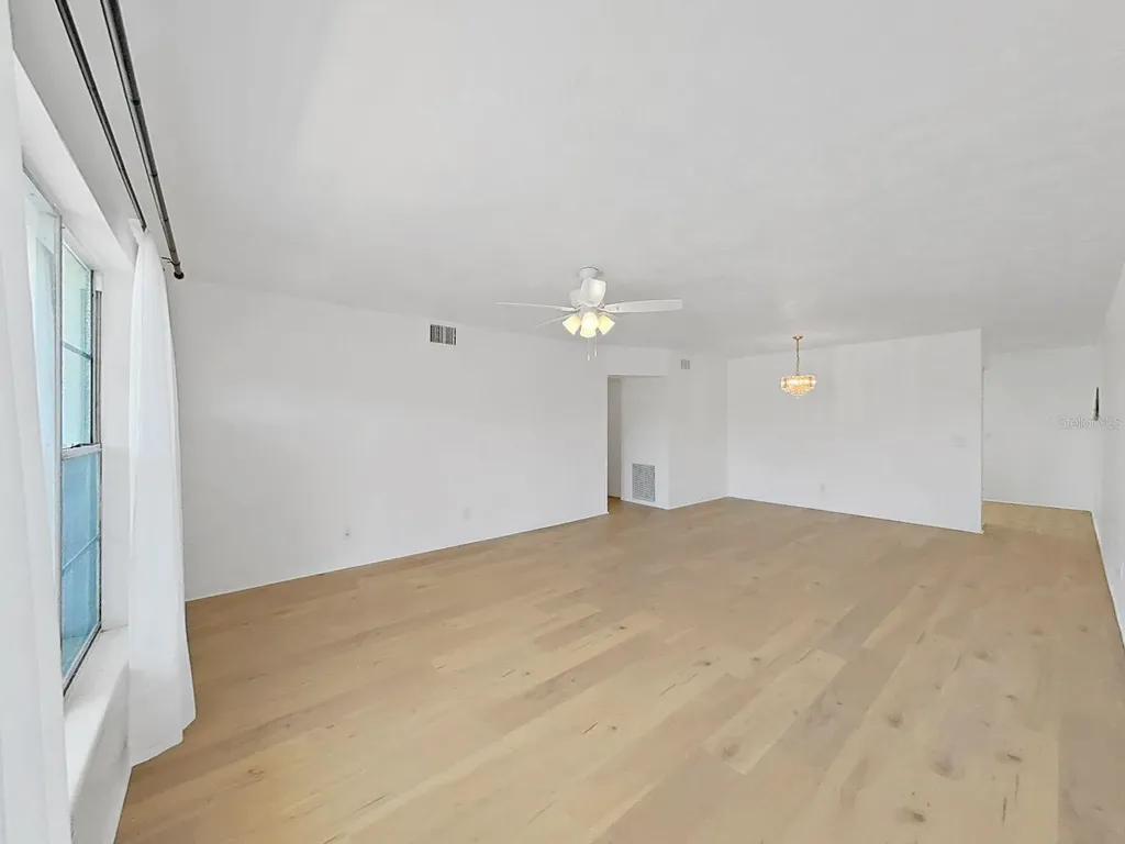 2451 Canadian Way Clearwater FL 33763