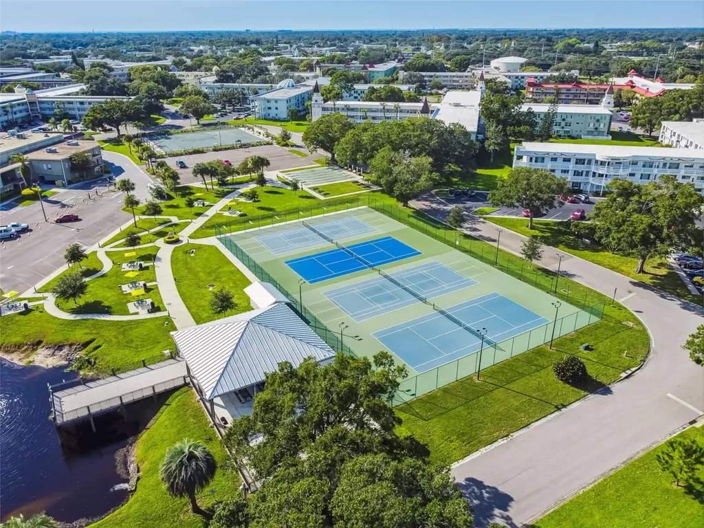 2451 Canadian Way Clearwater FL 33763