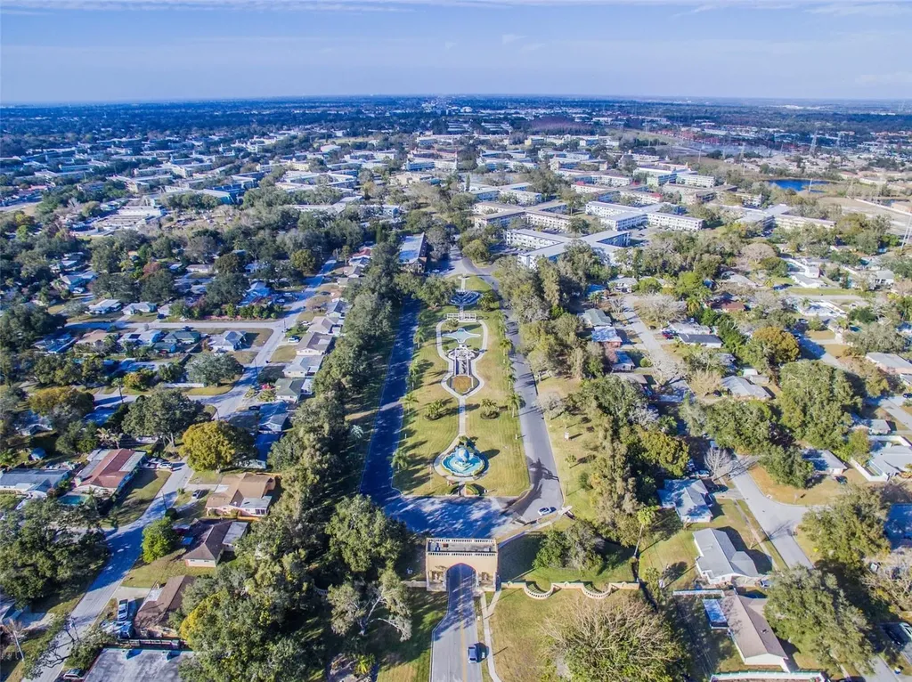 2451 Canadian Way Clearwater FL 33763