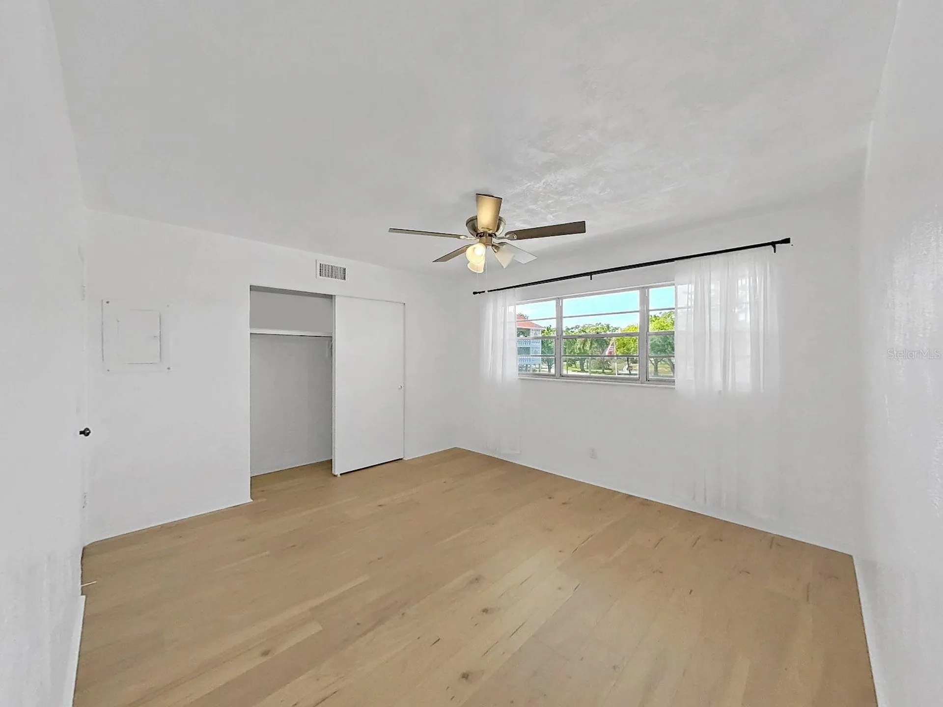 2451 Canadian Way Clearwater FL 33763
