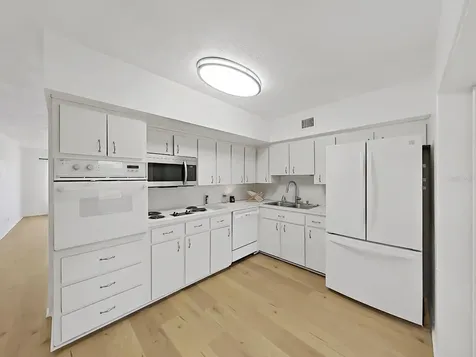 2451 Canadian Way Clearwater FL 33763