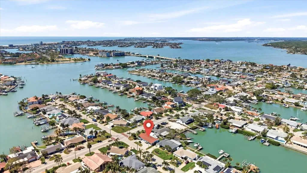 7891 4th Avenue S St Petersburg FL 33707