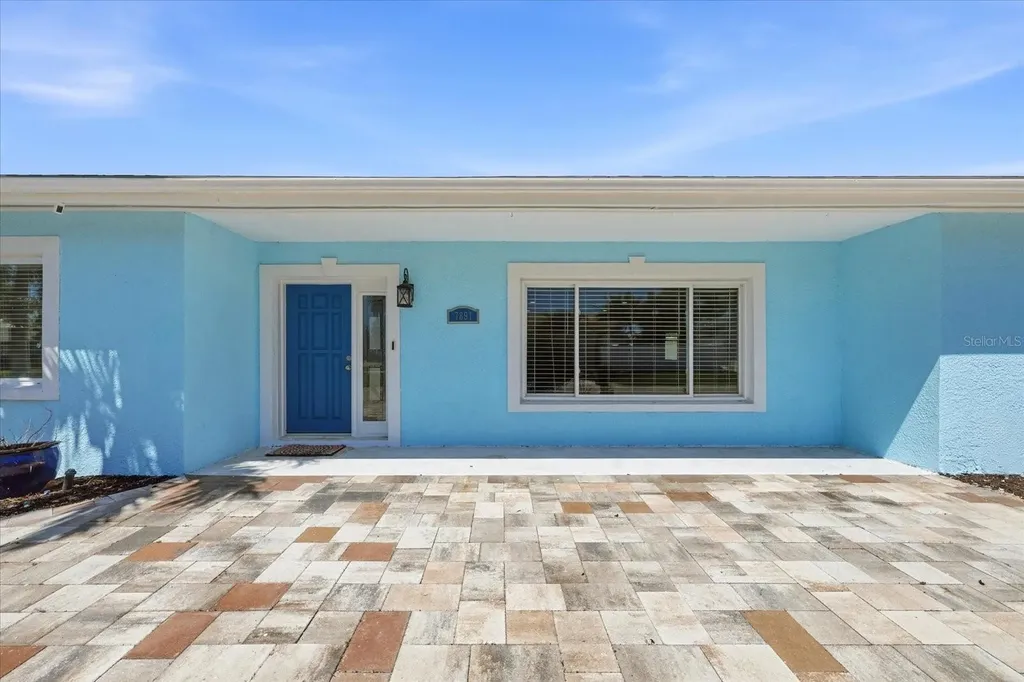 7891 4th Avenue S St Petersburg FL 33707