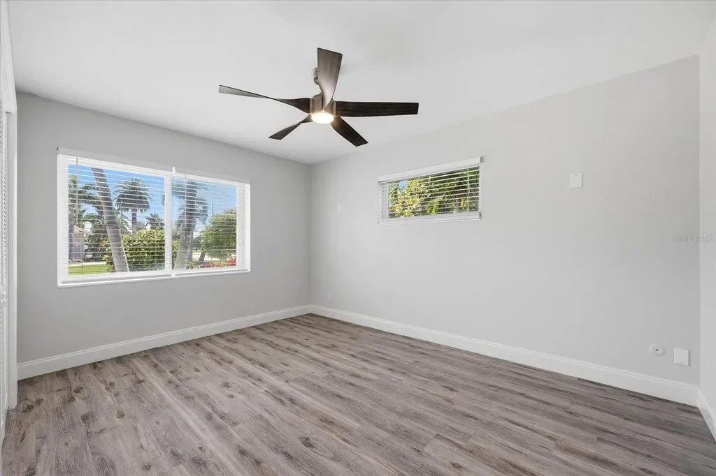 7891 4th Avenue S St Petersburg FL 33707