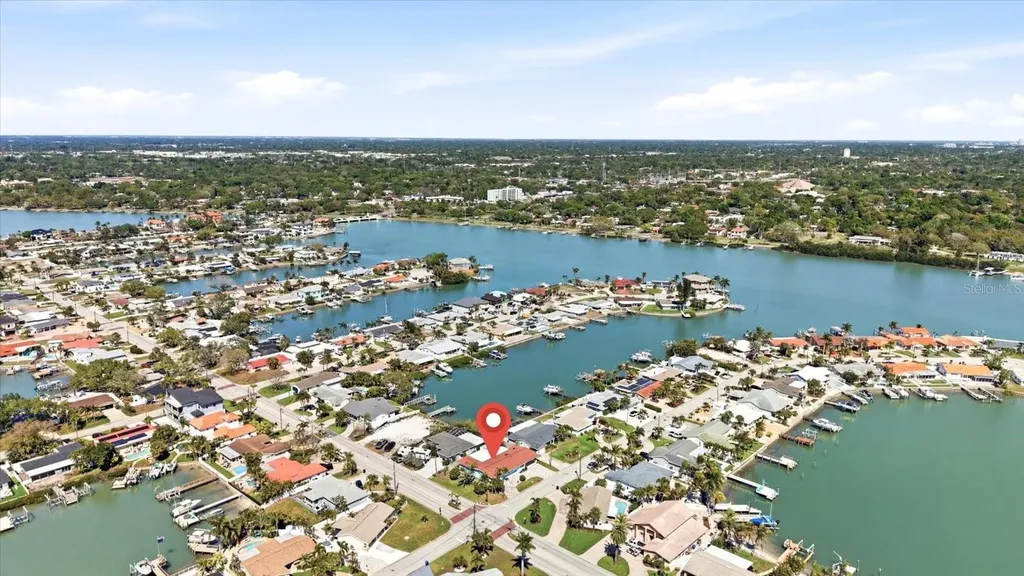 7891 4th Avenue S St Petersburg FL 33707