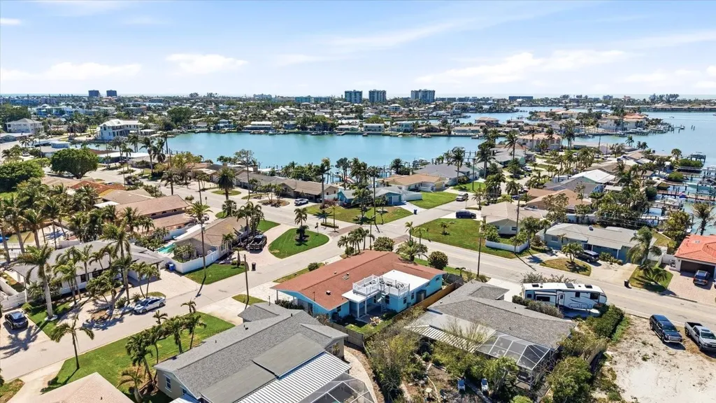 7891 4th Avenue S St Petersburg FL 33707