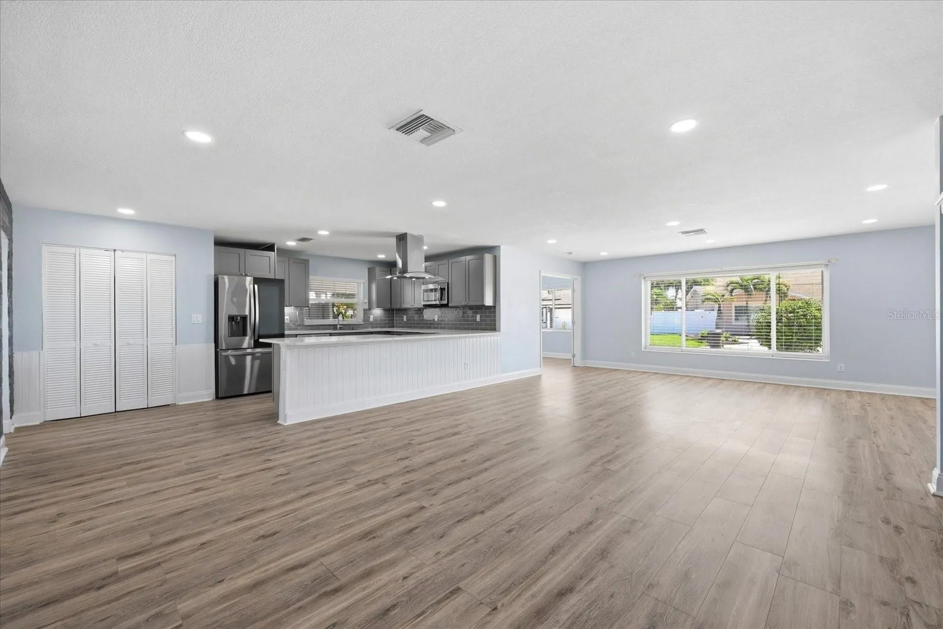 7891 4th Avenue S St Petersburg FL 33707