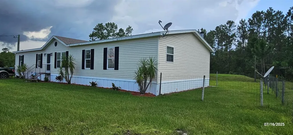 960 Still Road Pierson FL 32180