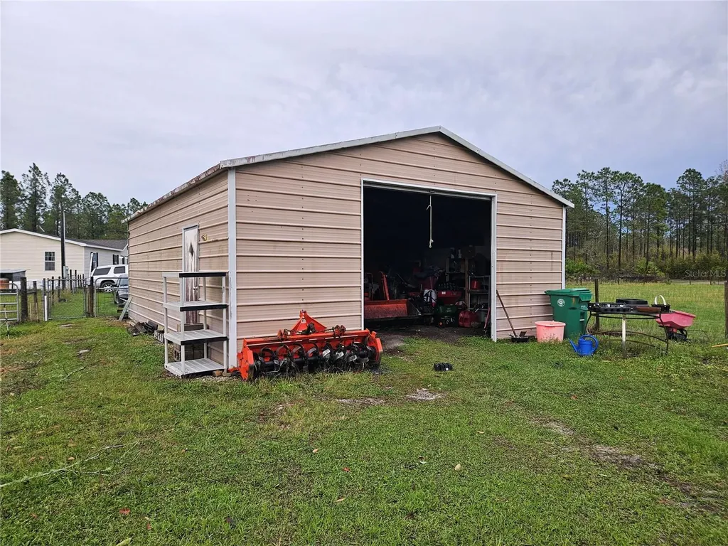 960 Still Road Pierson FL 32180