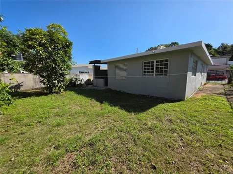 1ST Urb Las Colinas #227 Vega Alta PR 00692