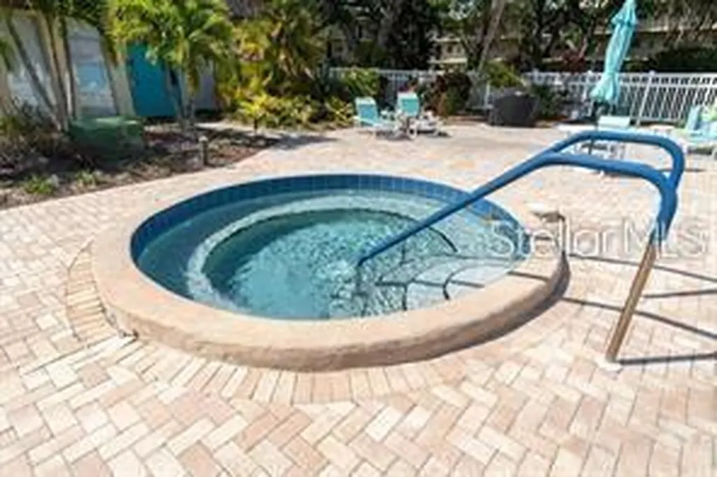 11485 Oakhurst Road Largo FL 33774