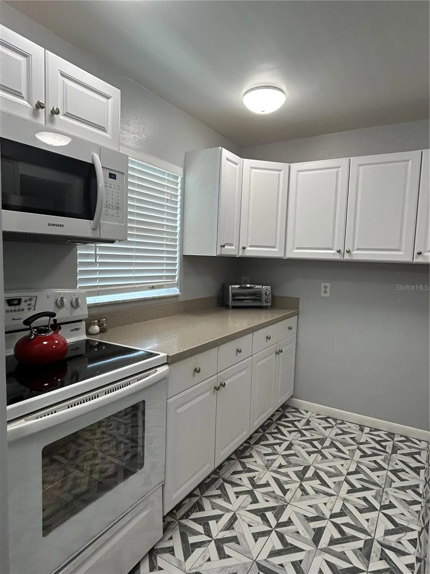 11485 Oakhurst Road Largo FL 33774