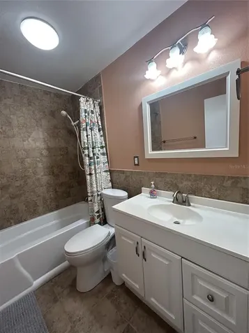 11485 Oakhurst Road Largo FL 33774