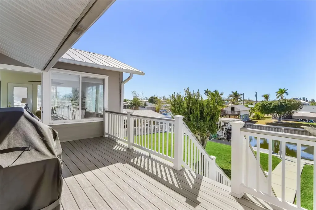 16137 Bowline Street Bokeelia FL 33922