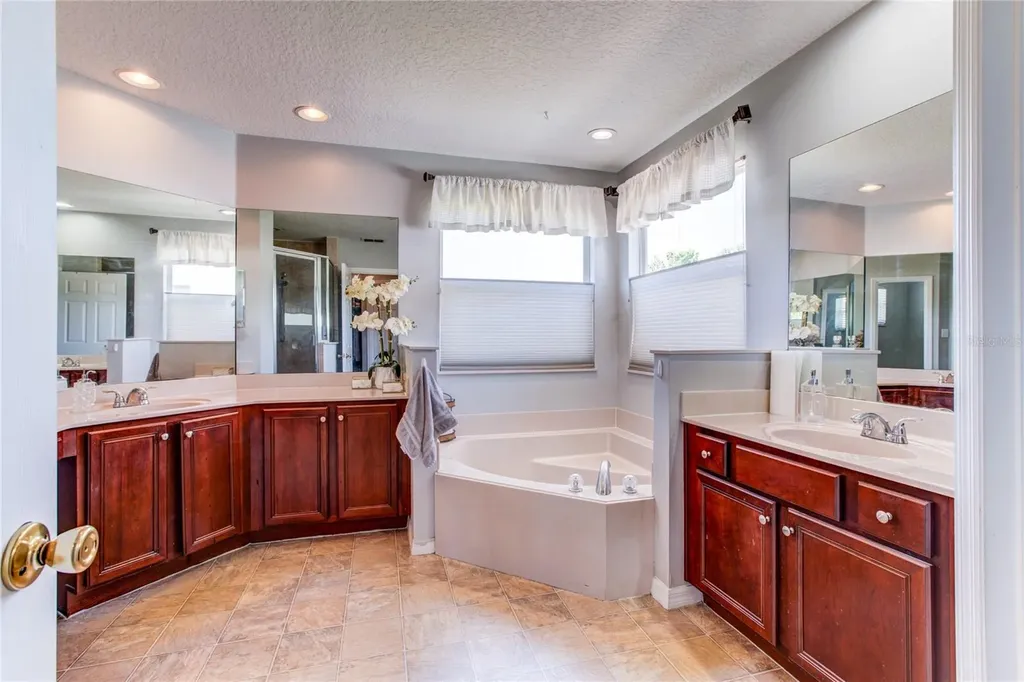 1551 Amaryllis Circle Orlando FL 32825
