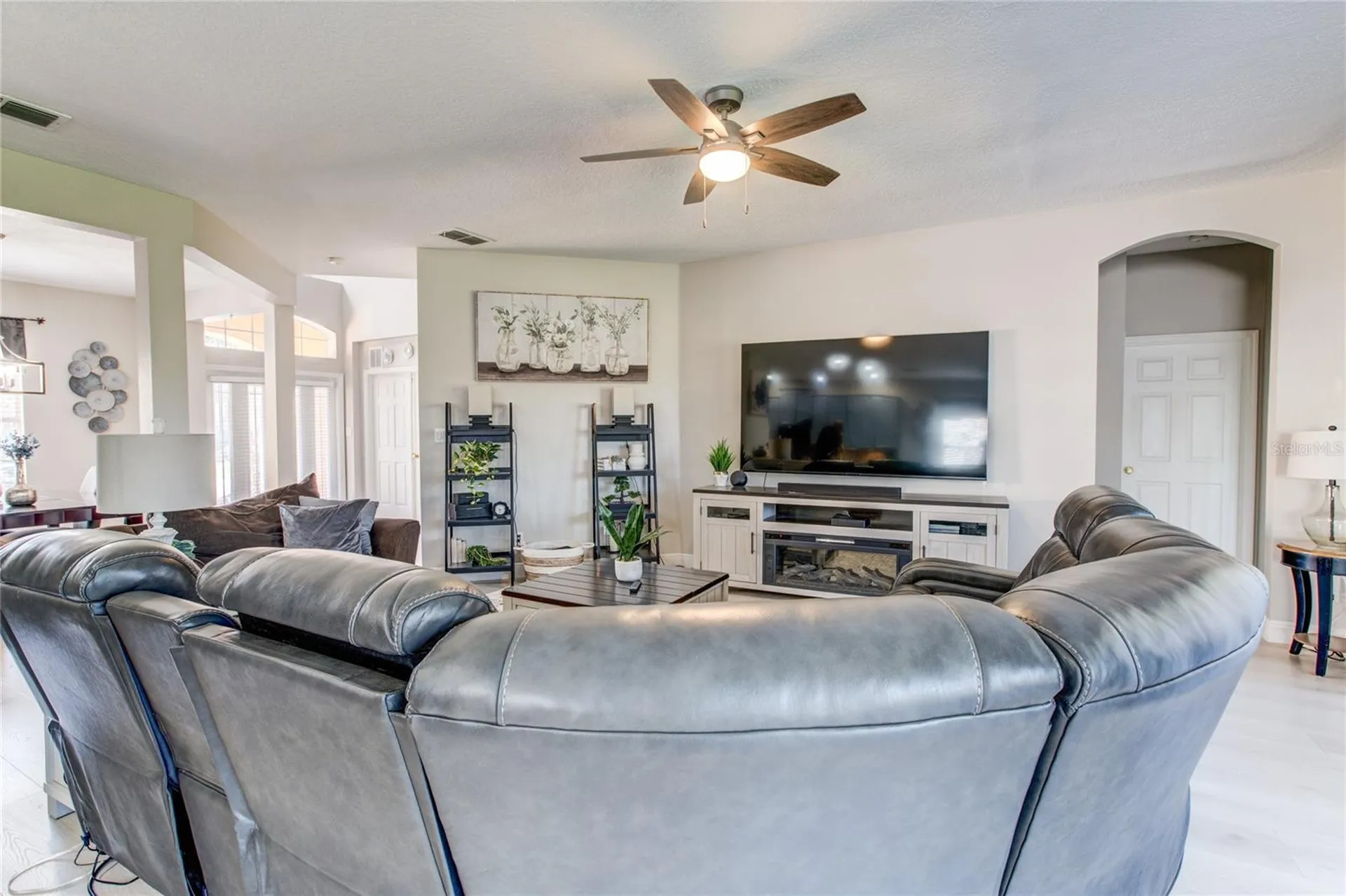 1551 Amaryllis Circle Orlando FL 32825